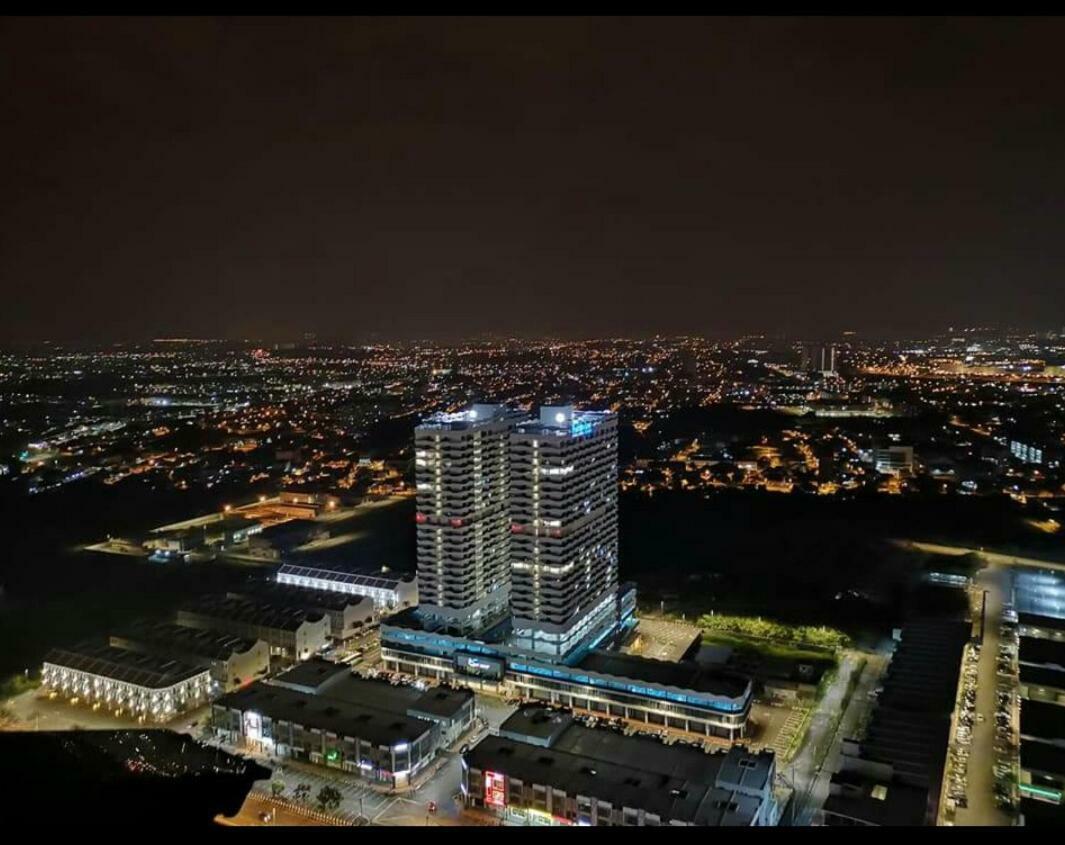 Lägenhet på 1100 m² i Malacka centrum, med 2 sovrum och 2 badrum  Malacca Exteriör bild